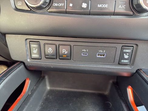Used 2023 Nissan Frontier PRO-4X w/ Pro-4X Premium Package AWD/4WD image 36