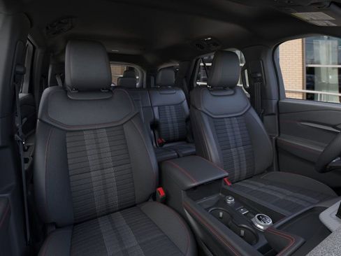 New 2026 Ford Explorer ST-Line w/ ST-Line Street Pack image 12