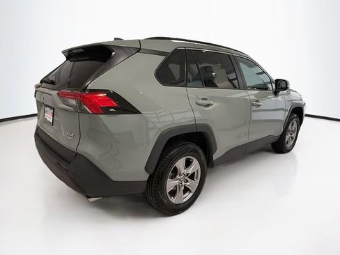 Used 2023 Toyota RAV4 XLE AWD/4WD image 6