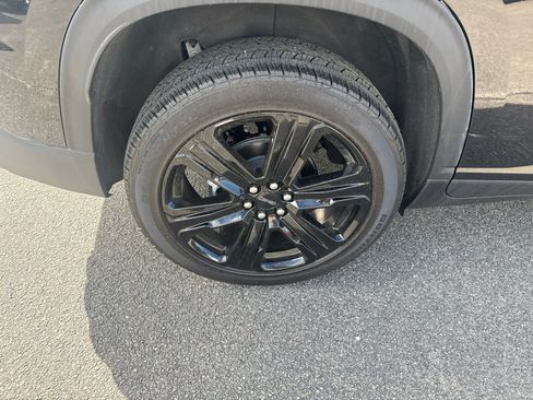 New 2026 GMC Acadia Elevation w/ Black Edition AWD/4WD image 9