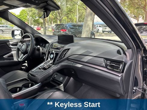 Used 2025 Acura RDX SH-AWD image 15