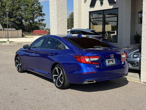 Used 2020 Honda Accord Sport image 9