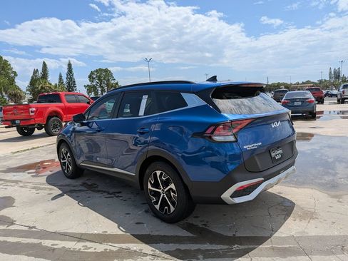 Certified 2025 Kia Sportage EX w/ Premium Package FWD image 6