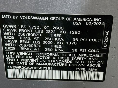 Used 2024 Volkswagen Atlas SE image 12