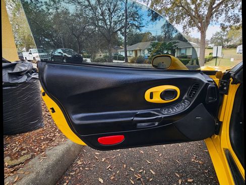 Used 2003 Chevrolet Corvette Convertible w/ Preferred Equipment Group1 image 29