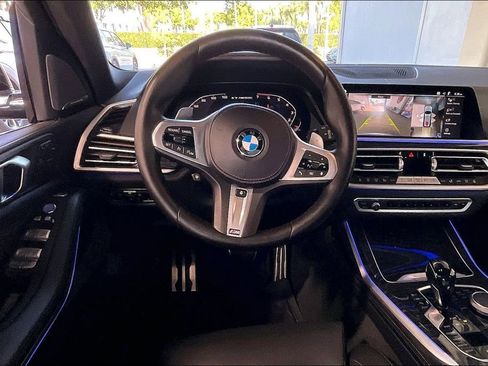Used 2021 BMW X7 M50i w/ Cold Weather Package AWD/4WD image 5