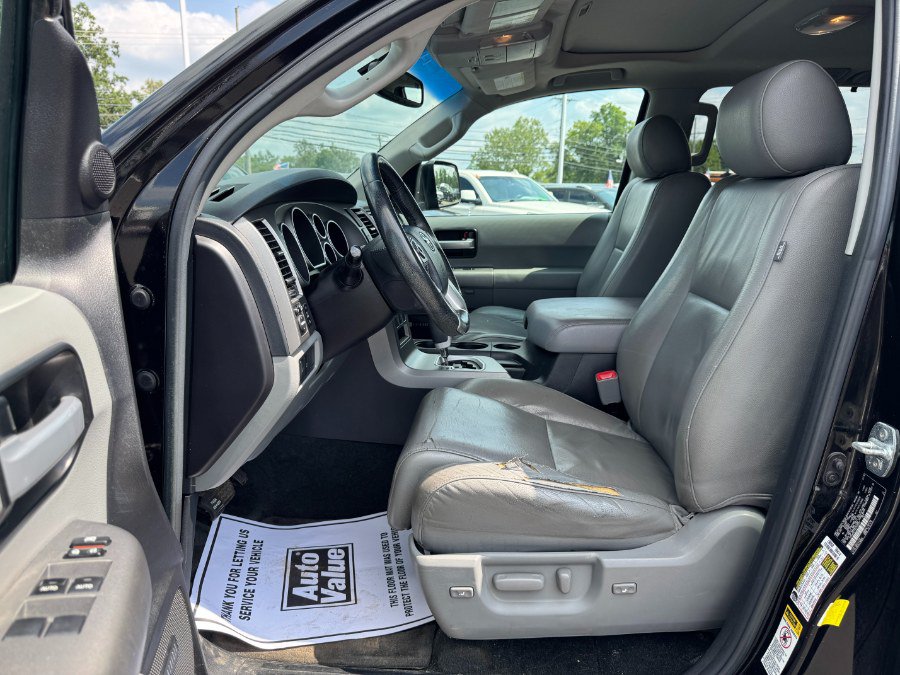 Used 2016 Toyota Sequoia Limited AWD/4WD image 15