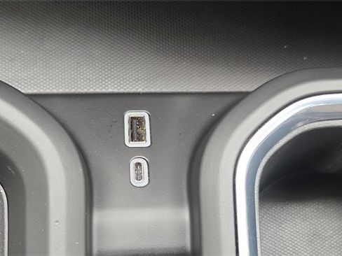 Used 2025 GMC Sierra 2500 Denali w/ Technology Package image 34