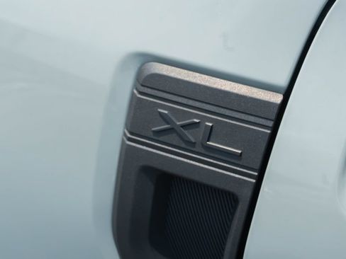 Used 2024 Ford Maverick XL FWD image 3