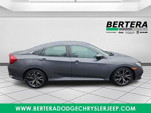 Used 2019 Honda Civic Sport image 7