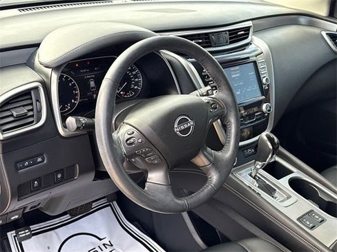 Used 2023 Nissan Murano SV image 19