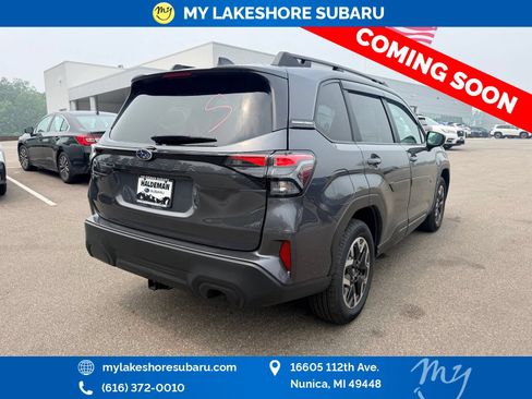 Used 2026 Subaru Forester Premium AWD/4WD image 9