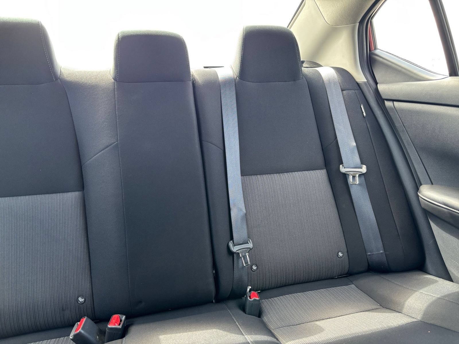 Used 2025 Nissan Sentra SV FWD image 35