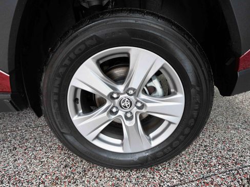 Used 2025 Toyota RAV4 LE image 29