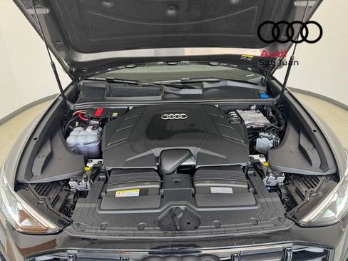 Certified 2026 Audi Q8 Premium w/ Convenience Plus Package AWD/4WD image 4