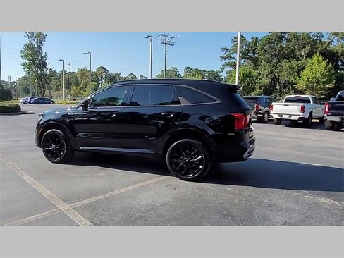 Used 2023 Kia Sorento SX image 27