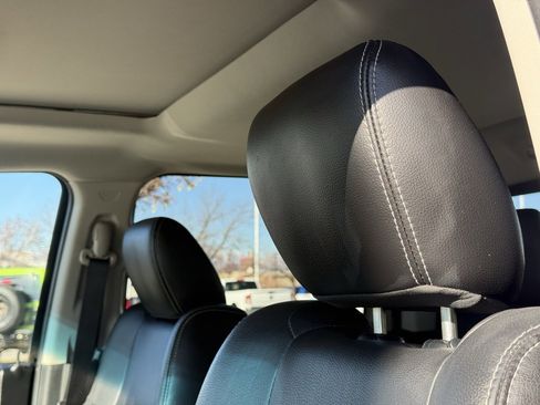 Used 2014 RAM 1500 Sport w/ Sport Premium Group image 11