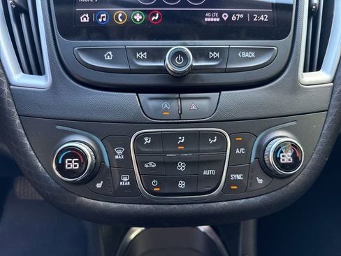 Used 2023 Chevrolet Malibu LT image 18