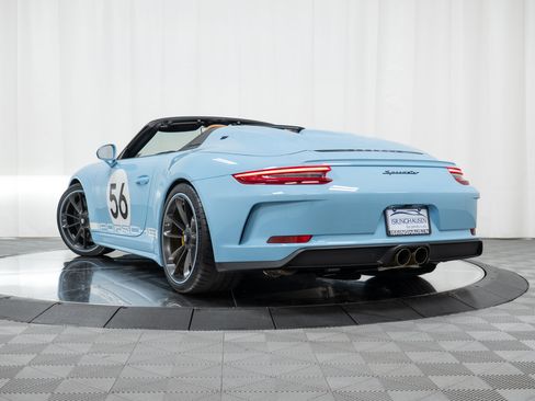 Certified 2019 Porsche 911 Speedster RWD image 52