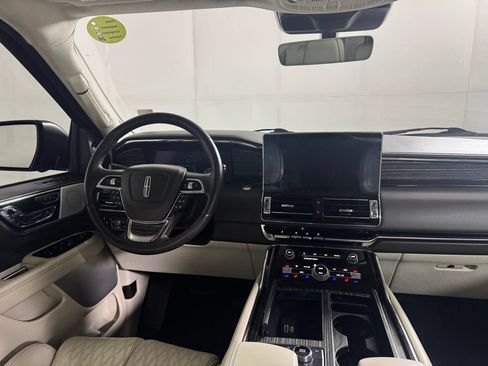Certified 2023 Lincoln Navigator Black Label AWD/4WD image 19