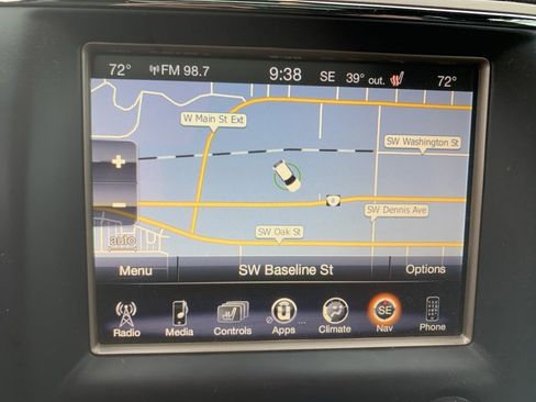 Used 2017 Jeep Grand Cherokee Limited w/ Luxury Group II image 21