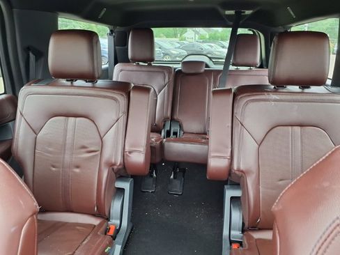 Certified 2024 Ford Expedition Max Limited AWD/4WD image 5