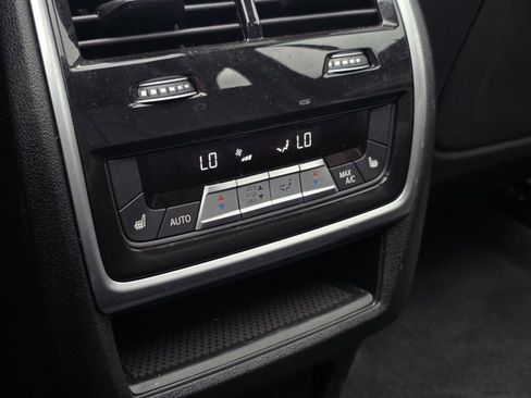 Used 2026 BMW X5 sDrive40i RWD image 17