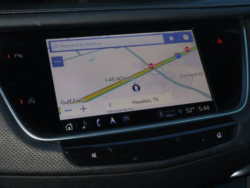 Used 2025 Cadillac XT5 Premium Luxury w/ LPO, Floor Liner Package image 28