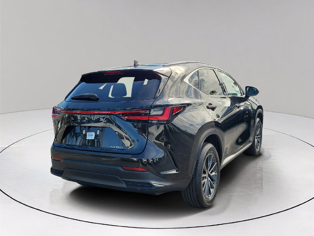 Used 2024 Lexus NX 250 FWD image 4
