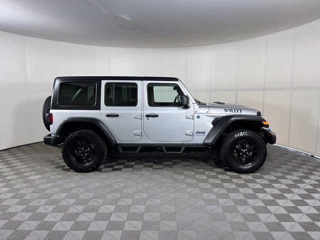 Used 2024 Jeep Wrangler Unlimited AWD/4WD image 8