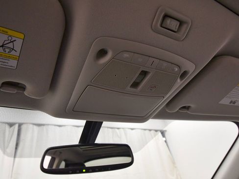 Used 2020 Nissan Pathfinder SL image 30