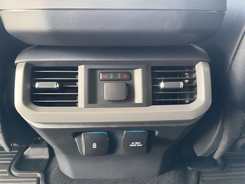 Used 2024 Ford F150 Lariat w/ Equipment Group 502A High image 22