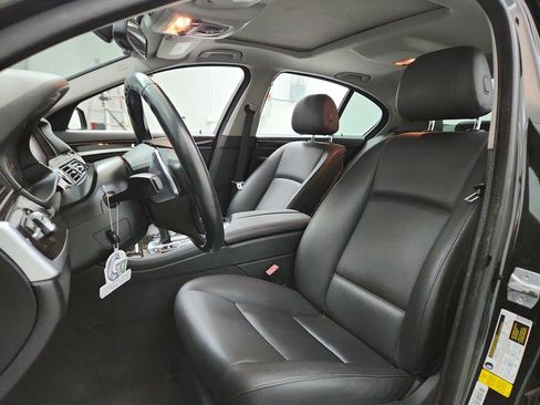 Used 2016 BMW 528i Sedan image 14