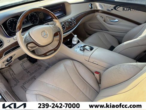 Used 2017 Mercedes-Benz S 550 Sedan image 4