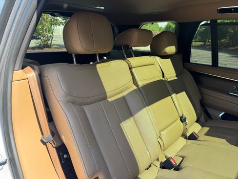 Used 2023 Land Rover Range Rover Long Wheelbase Autobiography AWD/4WD image 72