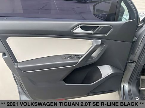 Used 2021 Volkswagen Tiguan SE R-Line w/ 3rd Row Seat Package AWD/4WD image 22