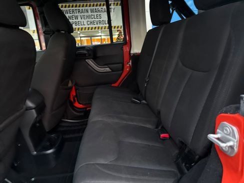 Used 2015 Jeep Wrangler Unlimited Sport w/ Quick Order Package 24S image 27