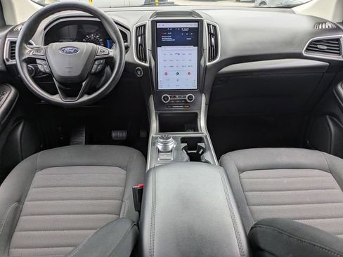 Used 2022 Ford Edge SE AWD/4WD image 16