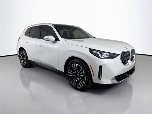 New 2026 BMW X3 xDrive30i w/ Premium Package AWD/4WD image 3