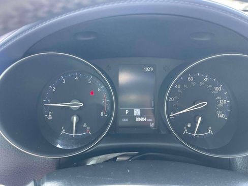 Used 2021 Toyota C-HR XLE FWD image 20