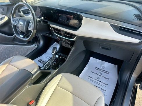 Used 2024 Buick Encore GX Sport Touring image 32