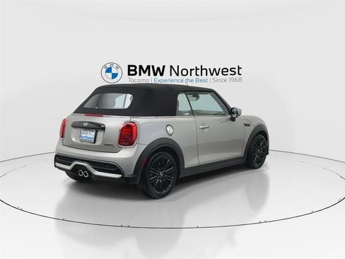 Used 2024 MINI Cooper S image 3