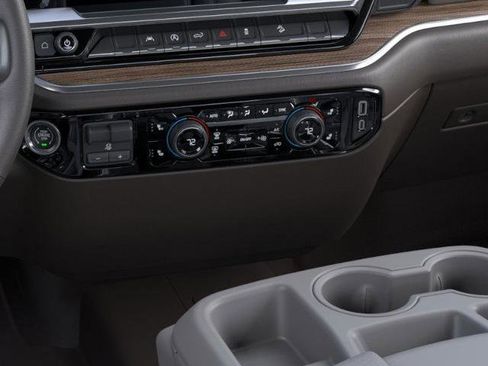 New 2026 Chevrolet Silverado 1500 LT w/ Z71 Off-Road Package image 23