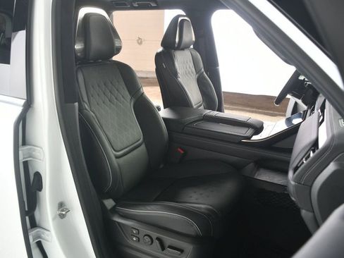 Used 2026 INFINITI QX80 Autograph w/ Premium Cargo Package AWD/4WD image 32