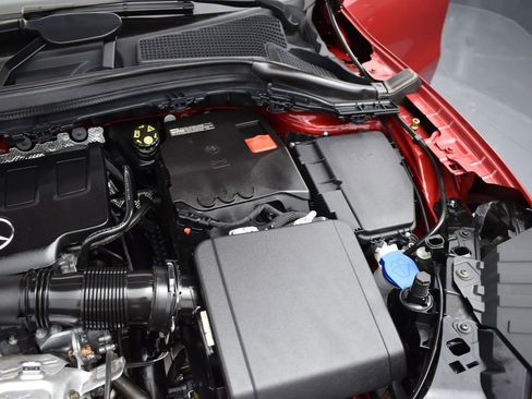 Used 2022 Mercedes-Benz GLA 250 GLA 250 image 32