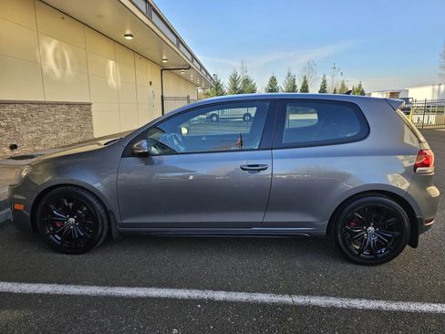 Used 2013 Volkswagen GTI Autobahn image 2