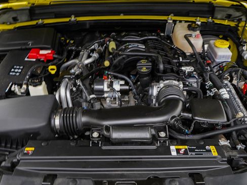 Used 2023 Jeep Wrangler Sport S AWD/4WD image 32