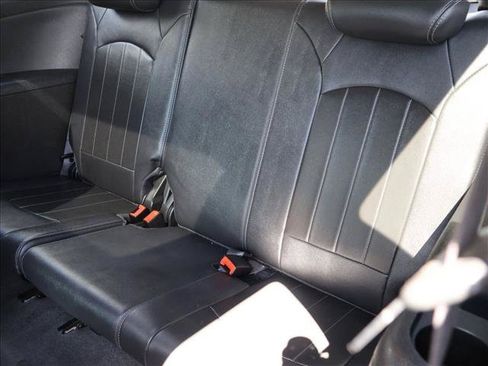 Used 2014 Chevrolet Traverse LTZ AWD/4WD image 29