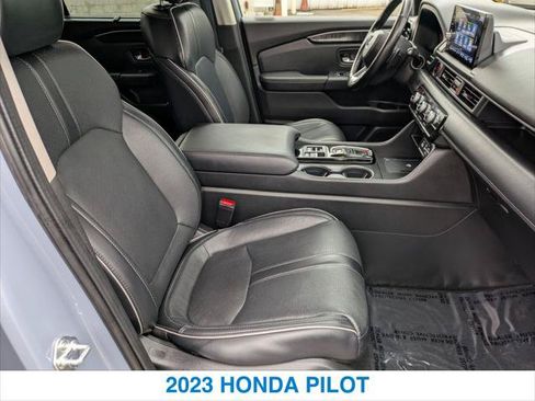 Used 2023 Honda Pilot Elite image 25