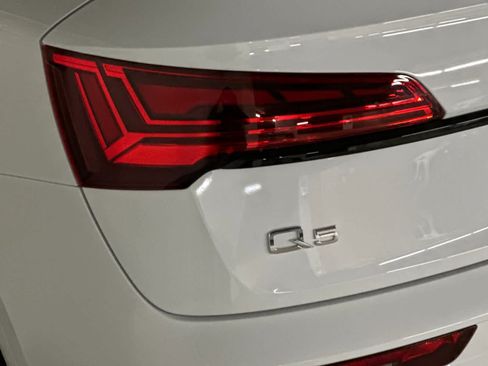 Used 2025 Audi Q5 2.0T Premium w/ Convenience Plus Package AWD/4WD image 28